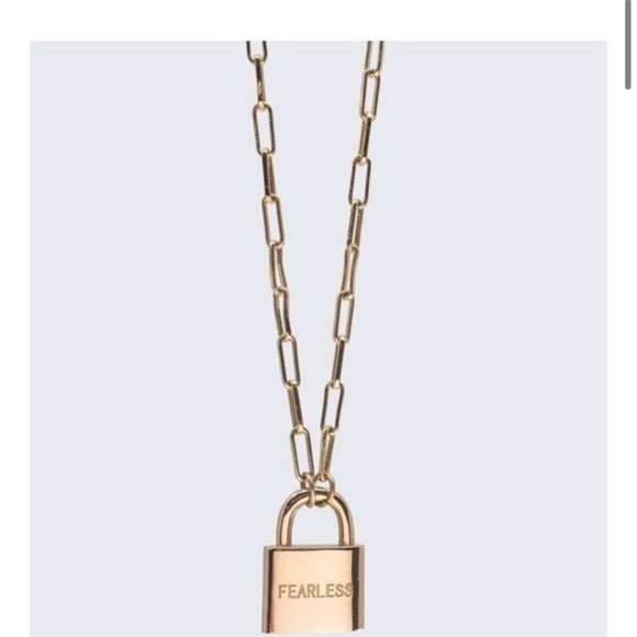 The giving keys padlock necklace - Picture 2 of 4